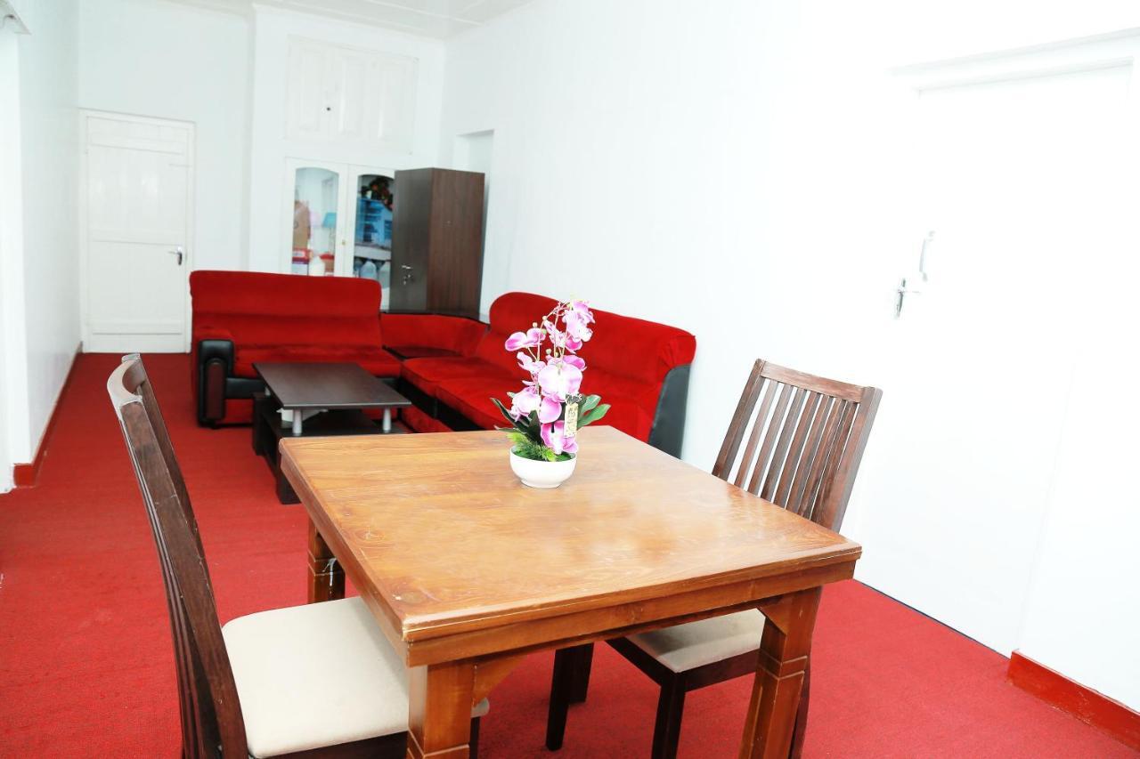 Oyo 238 Selva'S Guest House Nuwara Eliya Kültér fotó